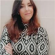 Docente con amplios recursos y metodología dinamizada y divertida.